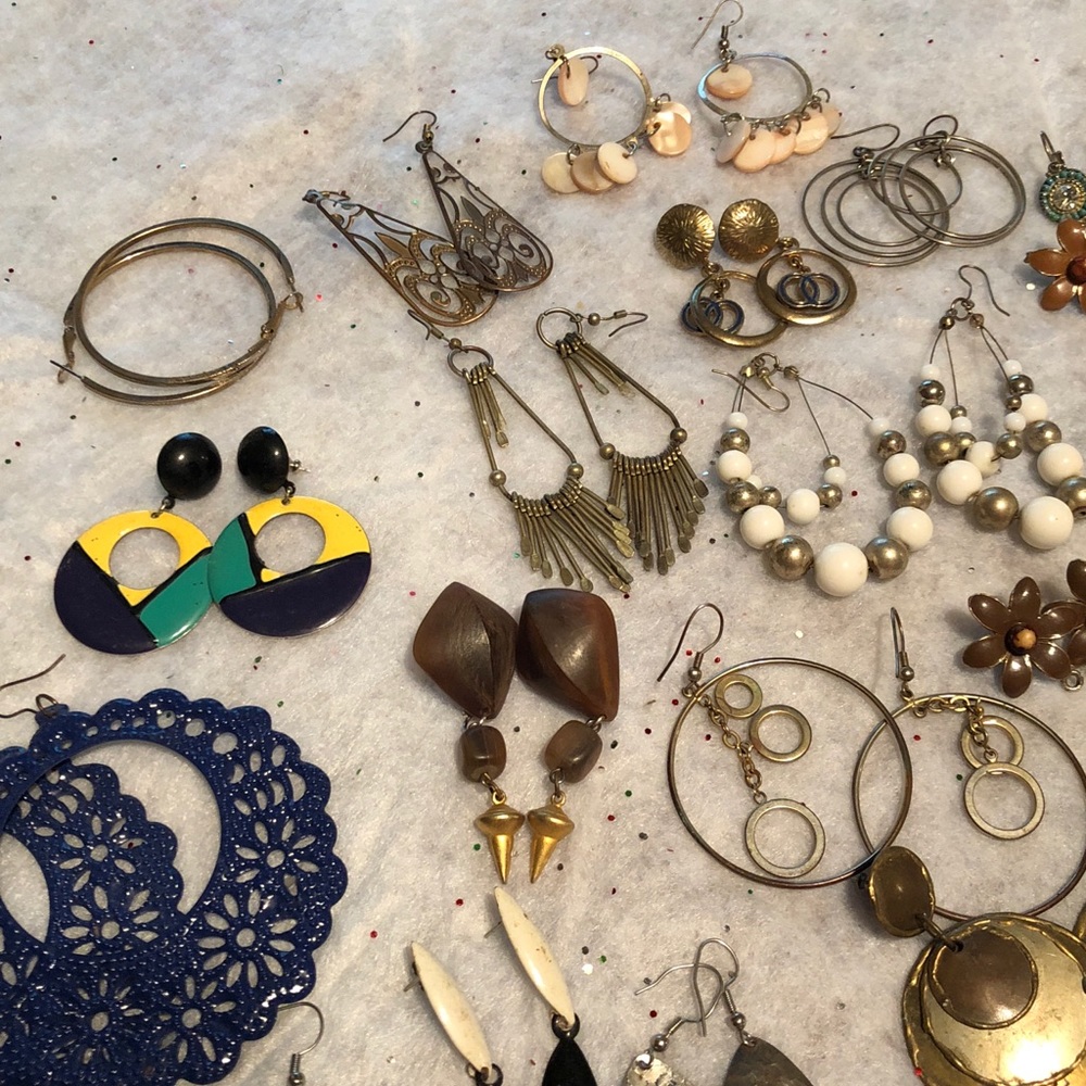 Earring Bundle - Picture 5 of 7